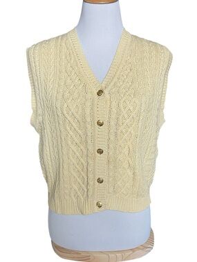 Vintage cable knit sweater vest butter yellow